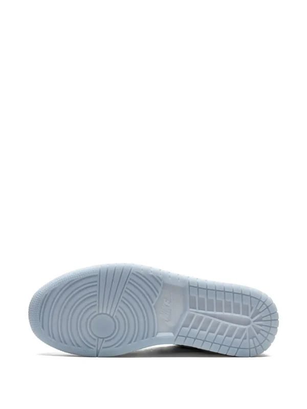 Jordan Air Jordan 1 wolf grey - Image 3
