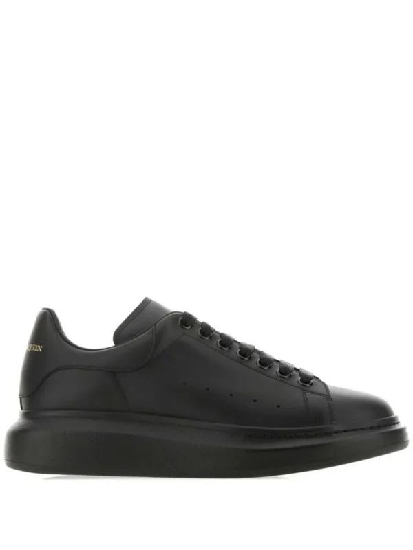 Alexander McQueen Oversized sneakers All Black