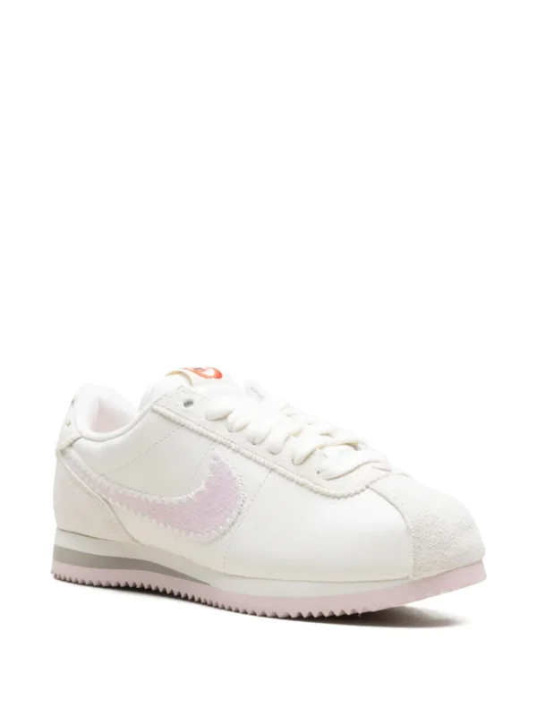 Nike Cortez "Valentine's Day - 2025" sneakers - Image 4