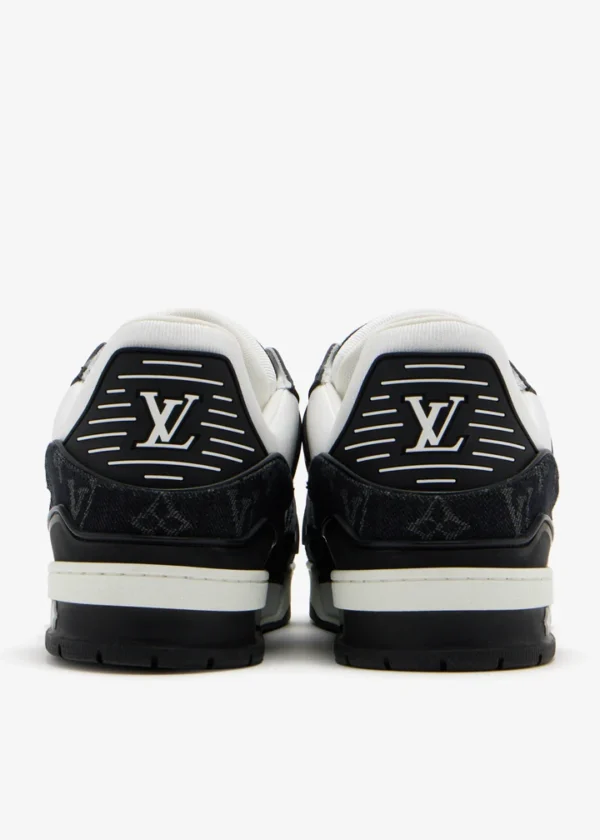 Louis Vuitton Pre-Loved  LV sneakers - Image 3